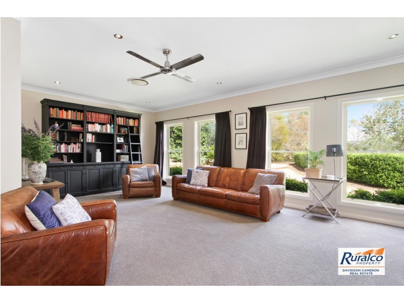 26 Barrington Drive, Tamworth NSW 2340