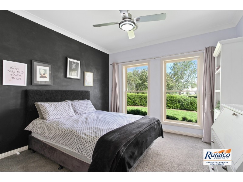 26 Barrington Drive, Tamworth NSW 2340