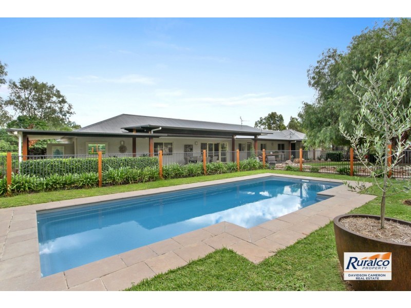 26 Barrington Drive, Tamworth NSW 2340