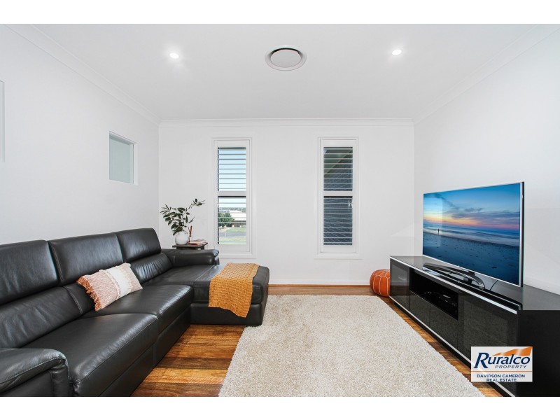 2 Carrai Close, Tamworth NSW 2340