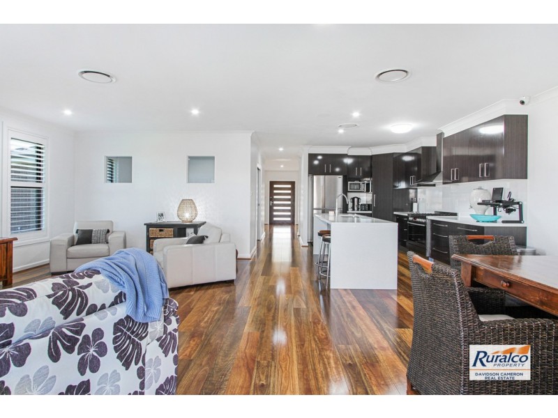 2 Carrai Close, Tamworth NSW 2340