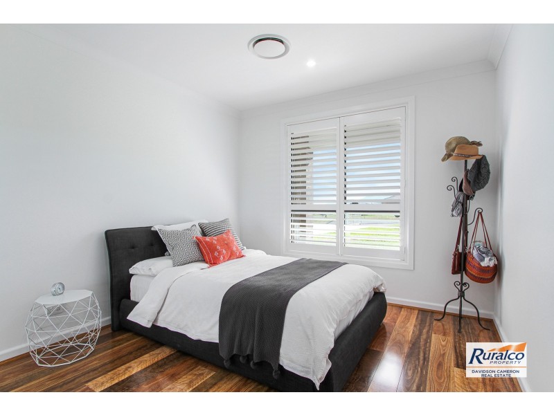 2 Carrai Close, Tamworth NSW 2340