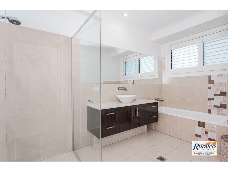 2 Carrai Close, Tamworth NSW 2340