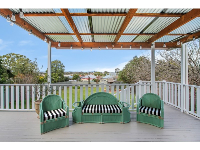 22 George Street, Tamworth NSW 2340