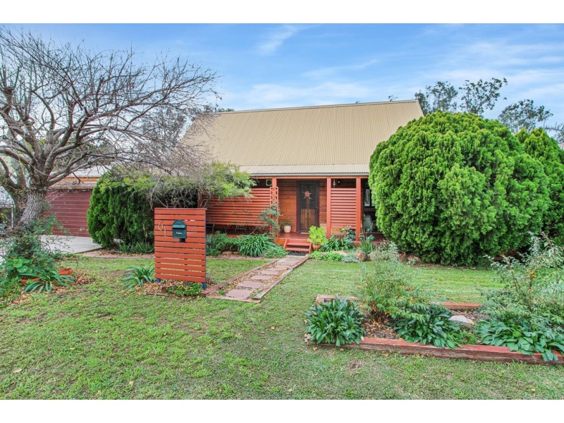 61 Graham Street, Tamworth NSW 2340