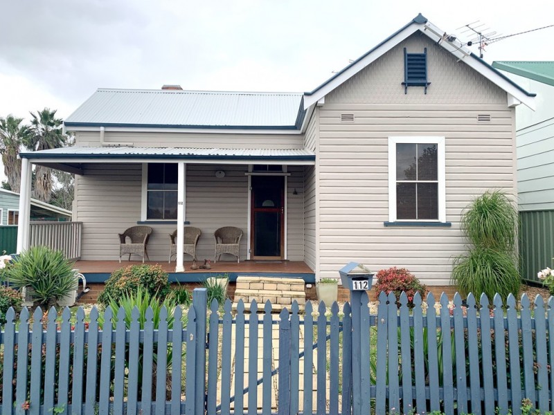 112 Denison Street, West Tamworth NSW 2340