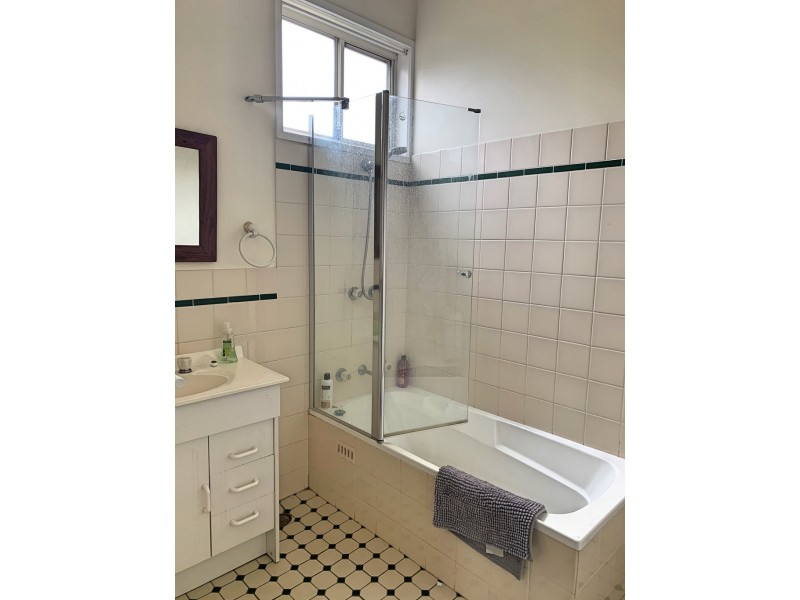 112 Denison Street, West Tamworth NSW 2340