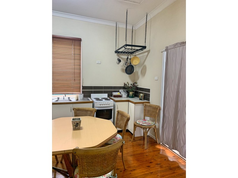 112 Denison Street, West Tamworth NSW 2340