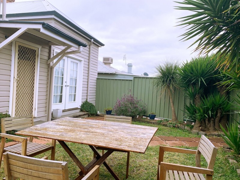 112 Denison Street, West Tamworth NSW 2340