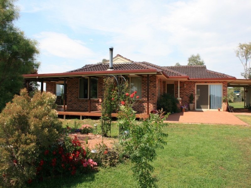 25 Heiligmans Lane, Tamworth NSW 2340