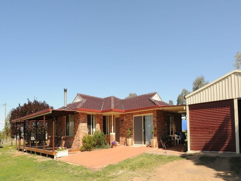 25 Heiligmans Lane, Tamworth NSW 2340