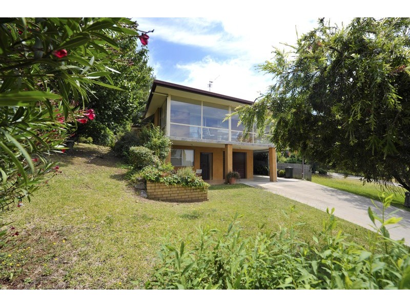 2 Dekalb Street, Tamworth NSW 2340