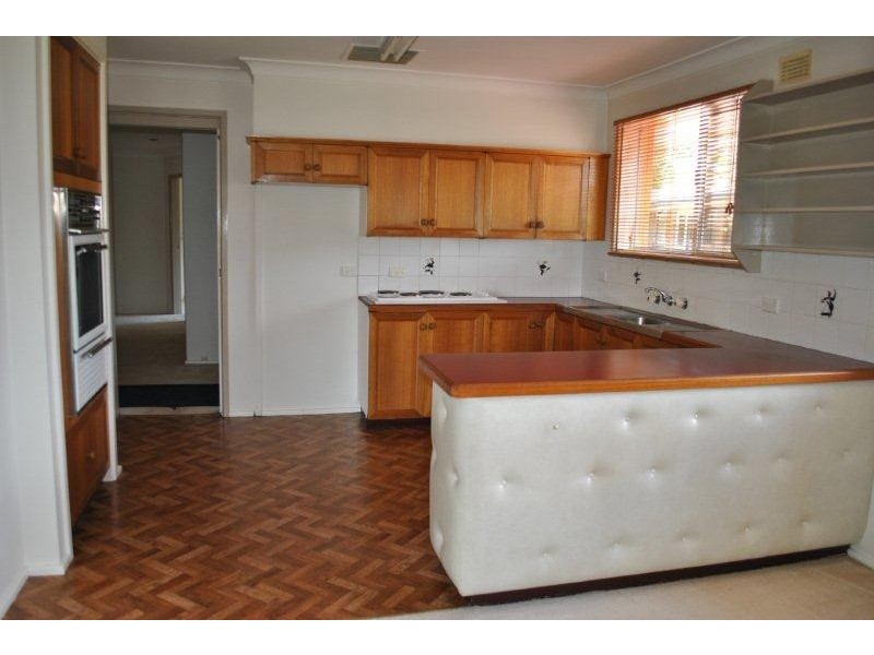 2 Dekalb Street, Tamworth NSW 2340