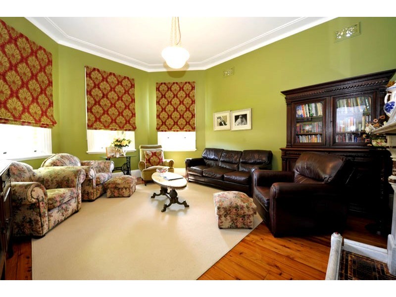 153 Carthage Street, Tamworth NSW 2340