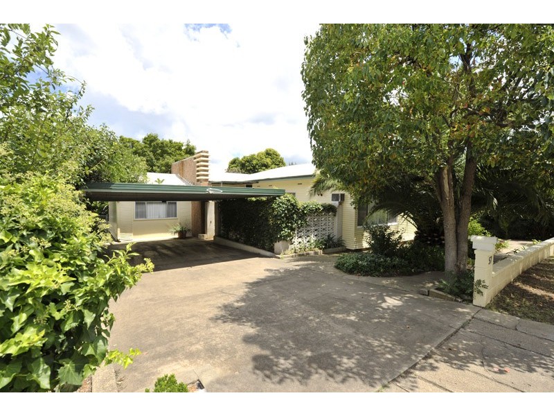 57 Dowell Avenue, Tamworth NSW 2340