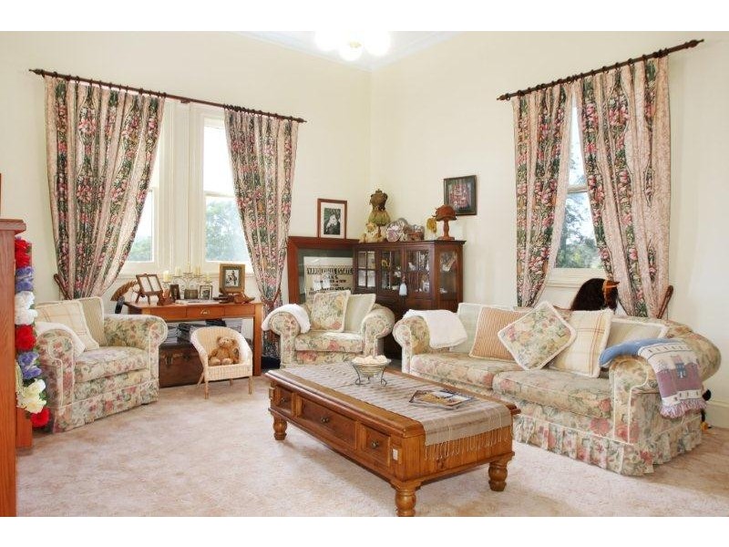 80 Wyndham Close, Tamworth NSW 2340