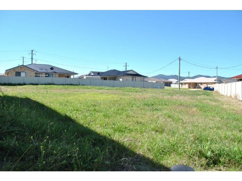 20 Wagonia Drive, Kootingal NSW 2352
