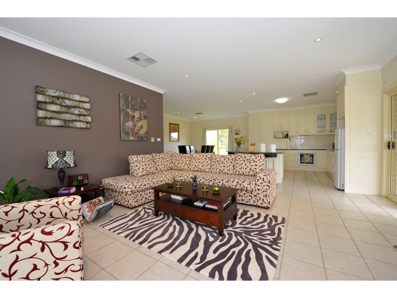 57 Urangera Drive, Tamworth NSW 2340