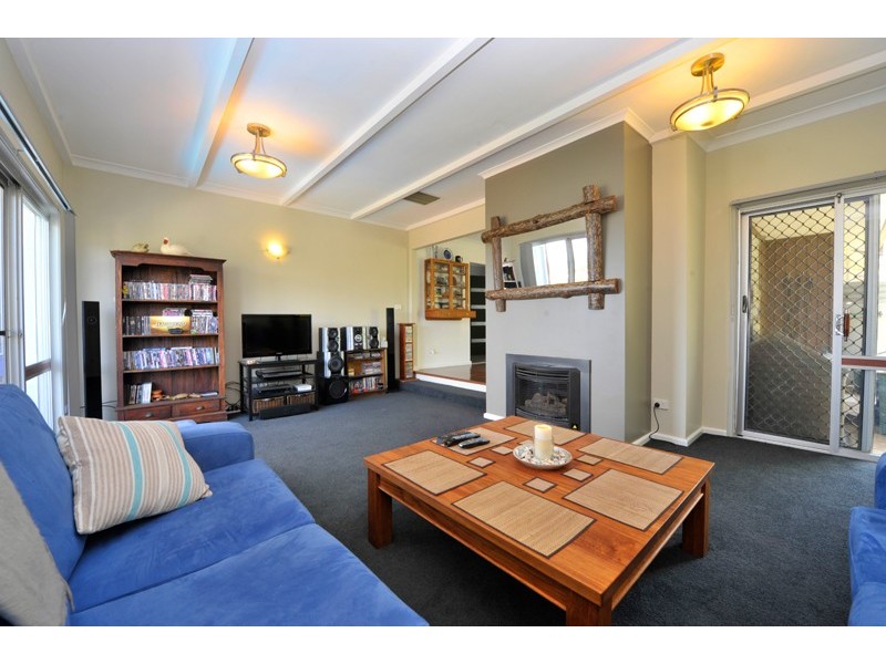 27 Dekalb Street, Tamworth NSW 2340