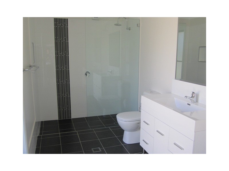 8 Emerald Avenue, Tamworth NSW 2340