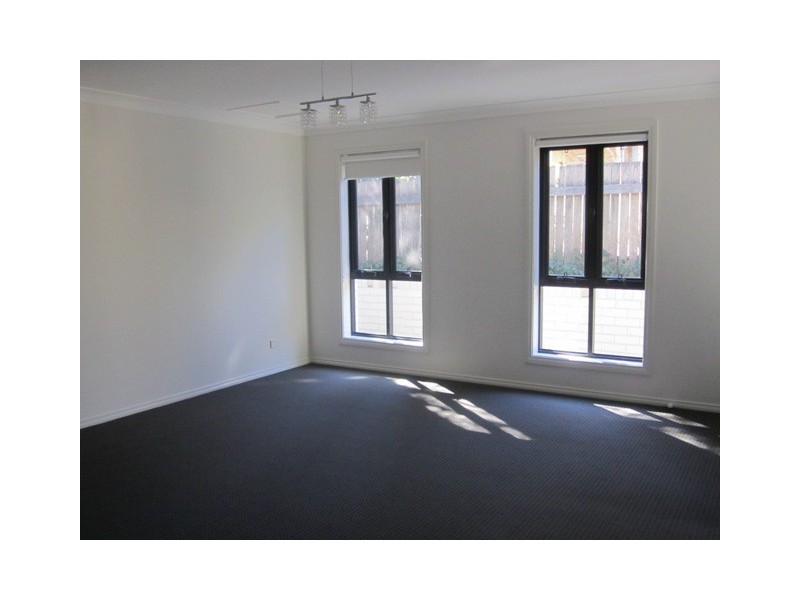 8 Emerald Avenue, Tamworth NSW 2340