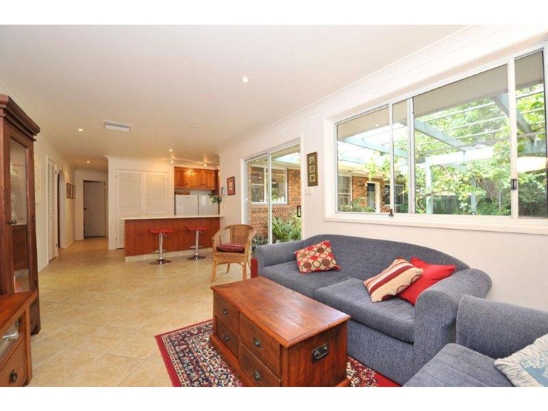 11 Jemmy Place, Tamworth NSW 2340