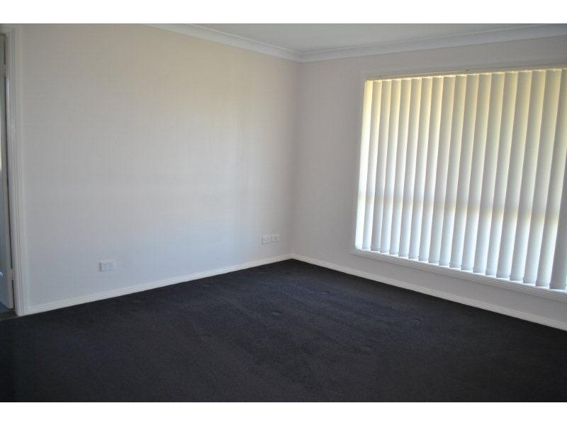 14 Whiporie Close, Tamworth NSW 2340