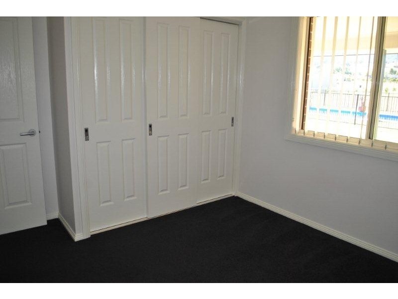 14 Whiporie Close, Tamworth NSW 2340