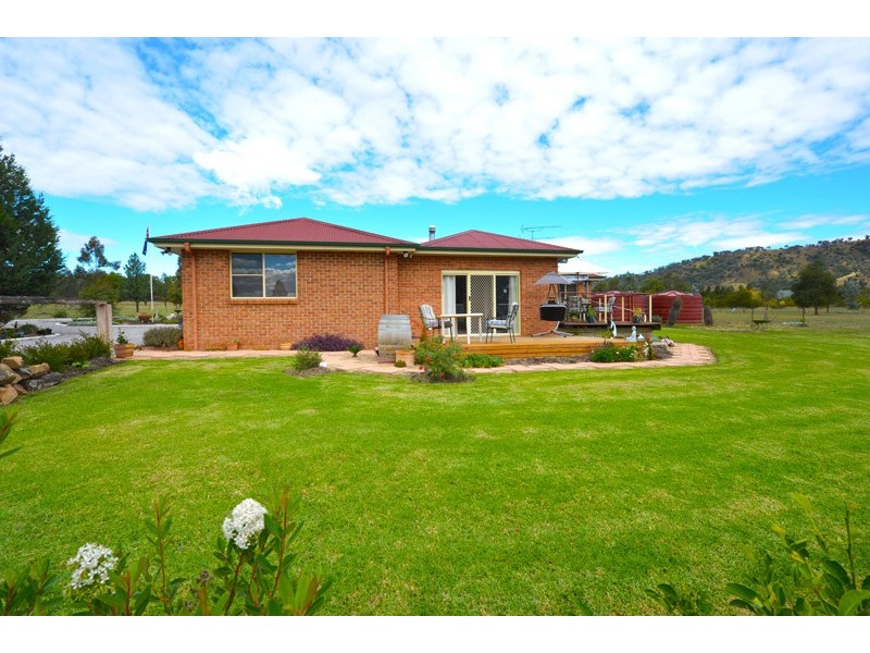 35 Urangera Drive, Tamworth NSW 2340