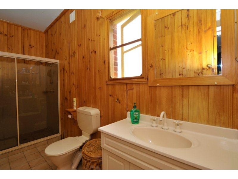 847 Weabonga Road, Limbri NSW 2352