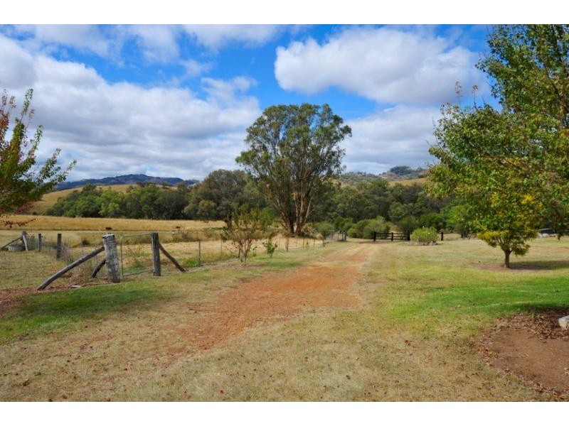 847 Weabonga Road, Limbri NSW 2352