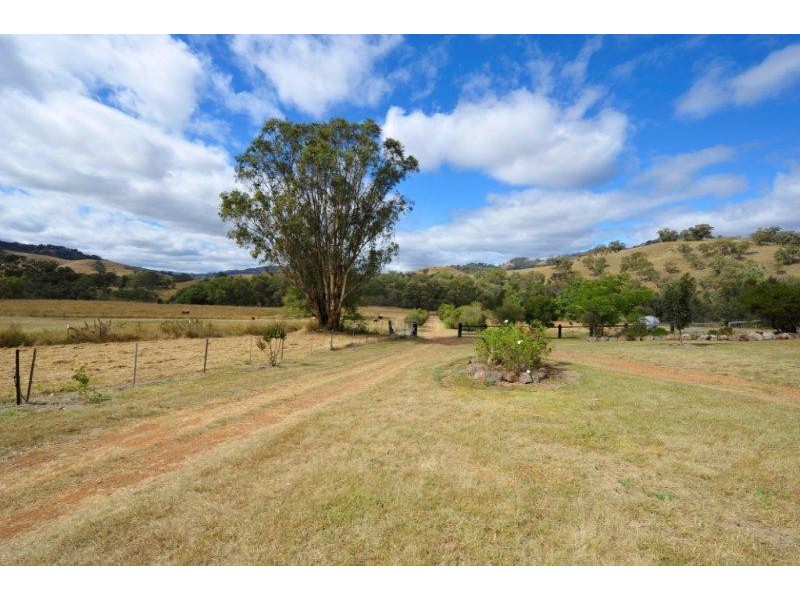 847 Weabonga Road, Limbri NSW 2352