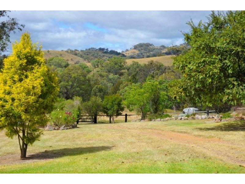 847 Weabonga Road, Limbri NSW 2352