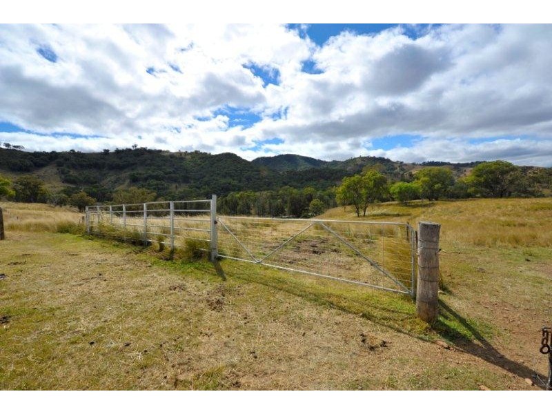 847 Weabonga Road, Limbri NSW 2352