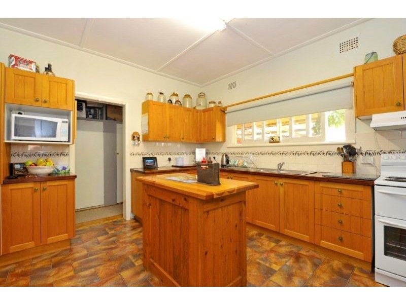 847 Weabonga Road, Limbri NSW 2352