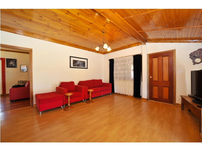 9-11 Marlow Street, Currabubula NSW 2342