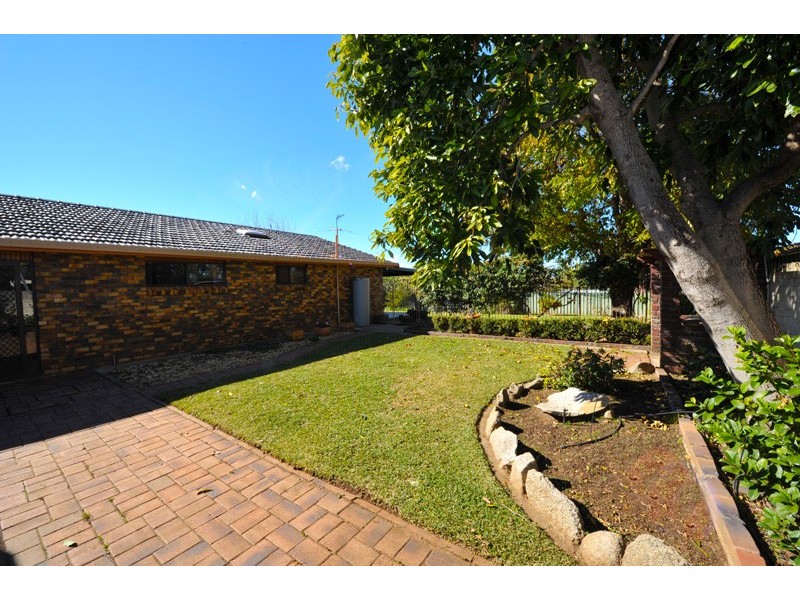 17 Myrl Street, Tamworth NSW 2340