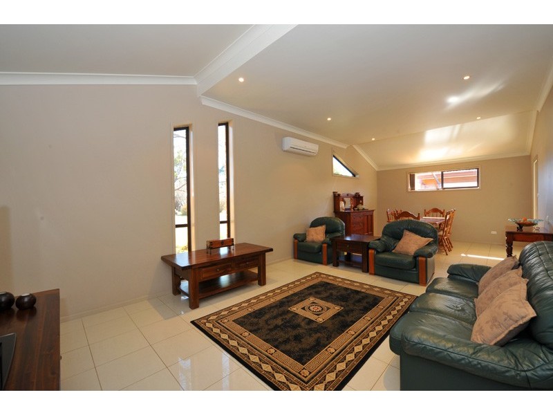 17 Myrl Street, Tamworth NSW 2340