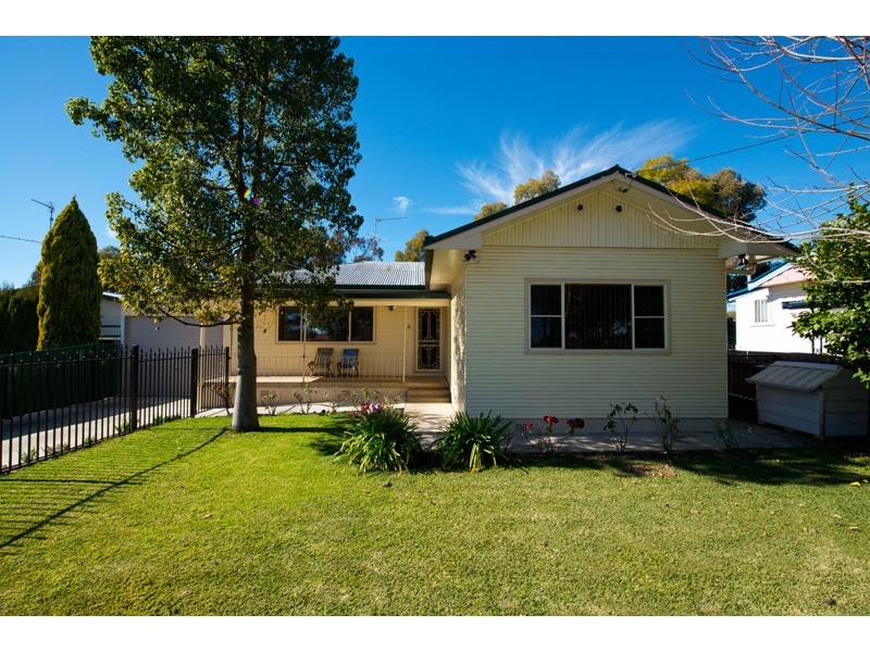 16 Duri Road, Tamworth NSW 2340