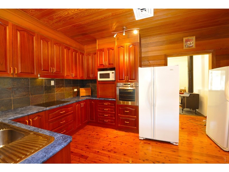 16 Duri Road, Tamworth NSW 2340