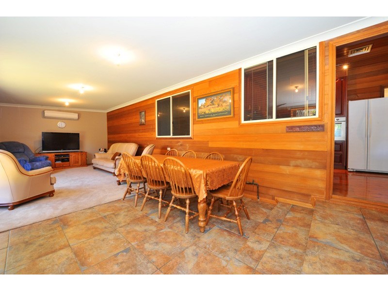 16 Duri Road, Tamworth NSW 2340