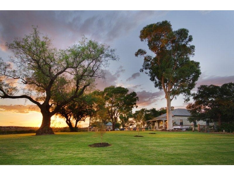 340 Old Winton Rd, Tamworth NSW 2340