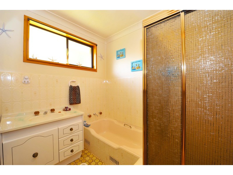 9 Yangoora Street, Tamworth NSW 2340