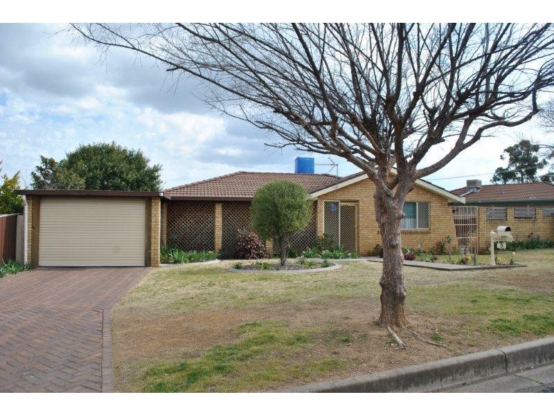 3 Maxwell Street, Tamworth NSW 2340