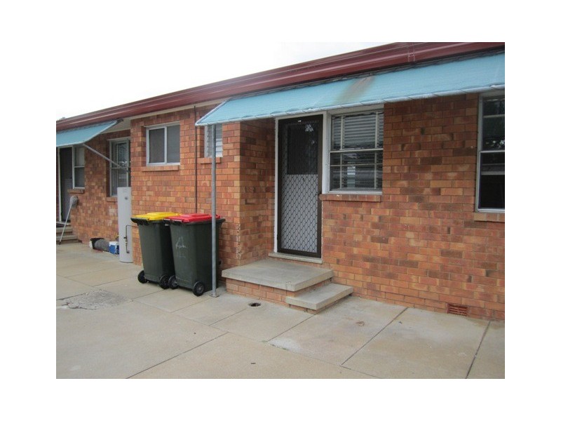 4/36 Baird Crescent, Tamworth NSW 2340