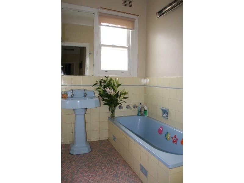 68 Hill Street, Tamworth NSW 2340