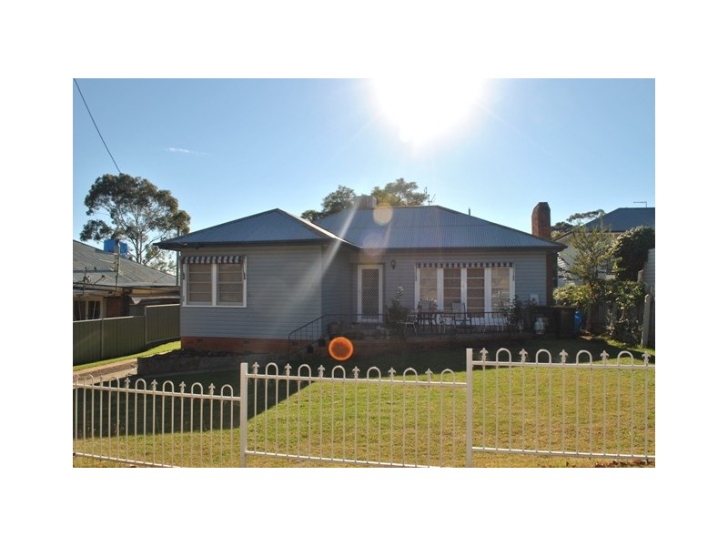 68 Hill Street, Tamworth NSW 2340