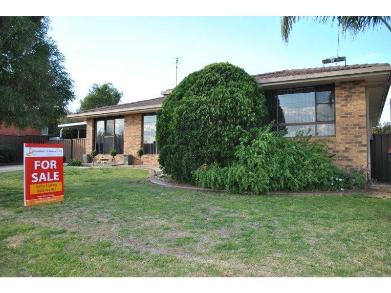 24 Glengarvin Drive, Tamworth NSW 2340