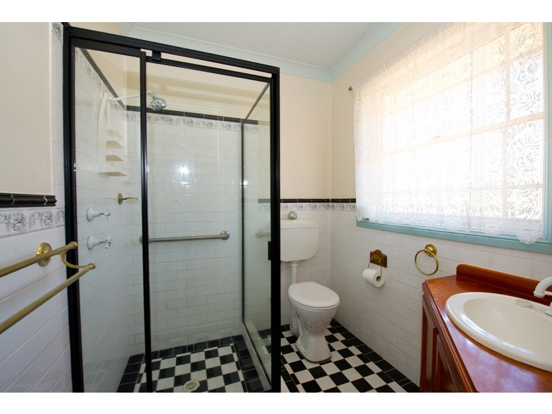 115 Edward Street, Tamworth NSW 2340