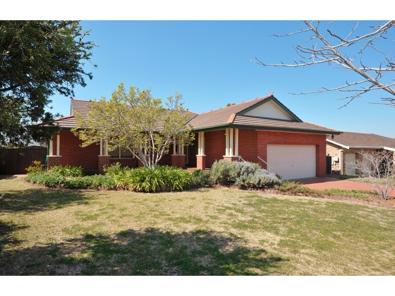 115 Edward Street, Tamworth NSW 2340